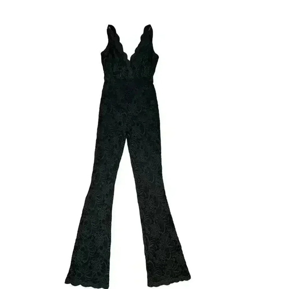 Bebe LACE V-Neck JUMPSUIT BLACK SIZE XS - Picture 5 of 16